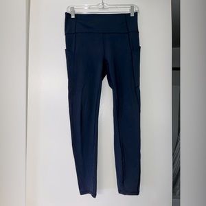 Fabletics Leggings in Navy!